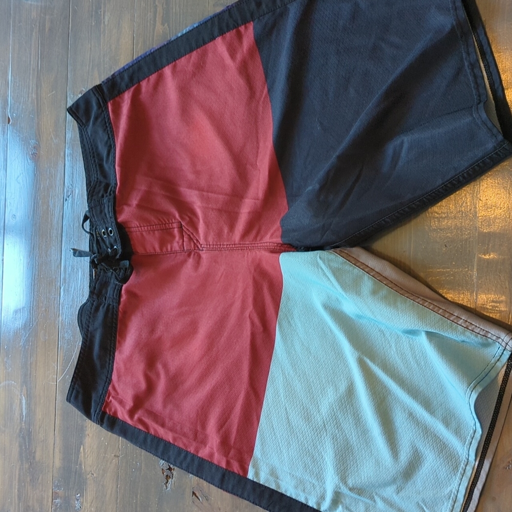 Board shorts